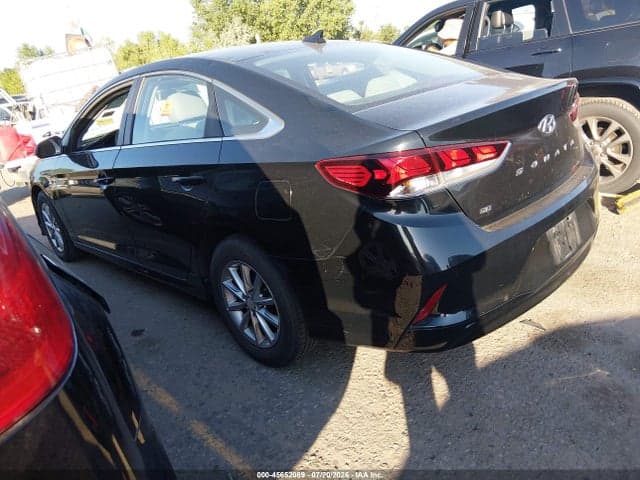 2018 HYUNDAI SONATA SE 3