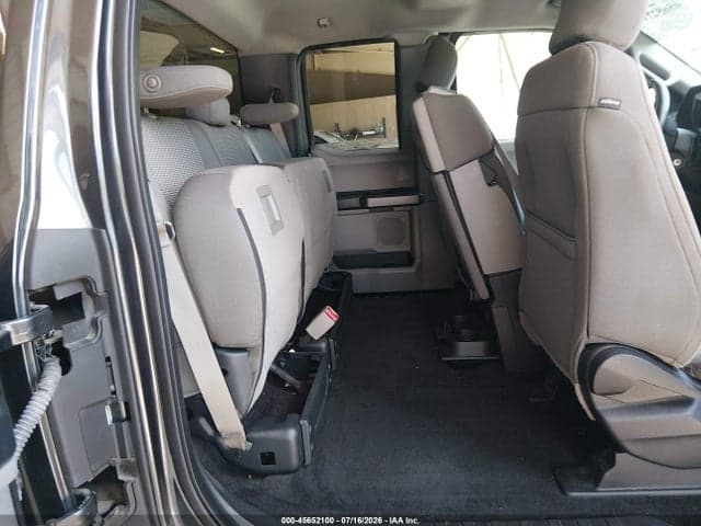 2017 FORD F-150 XLT 8