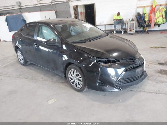 2017 TOYOTA COROLLA LE - 1