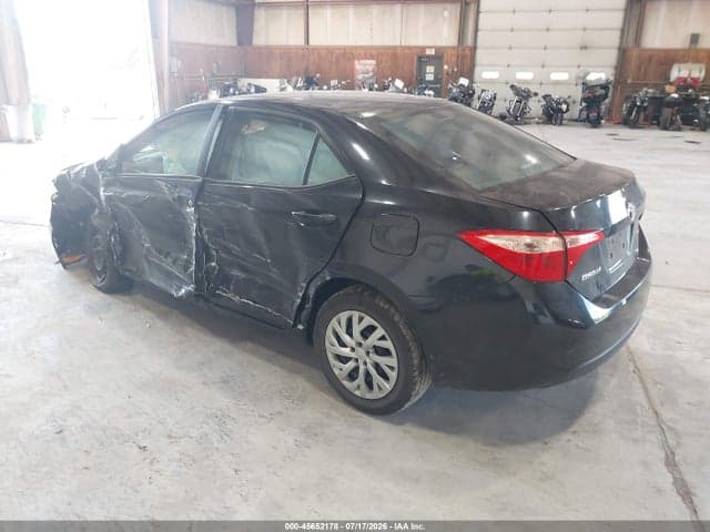2017 TOYOTA COROLLA LE 3