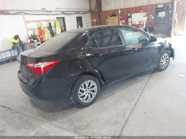2017 TOYOTA COROLLA LE 4