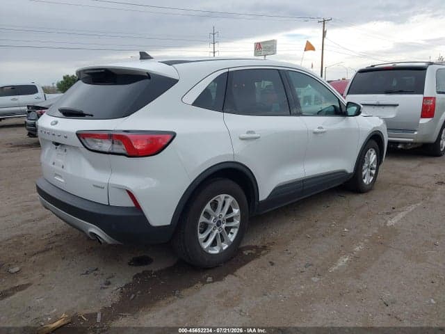 2020 FORD ESCAPE SE 4