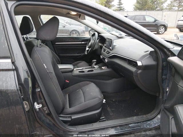 2022 NISSAN ALTIMA SV FWD 5