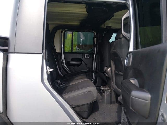 2020 JEEP GLADIATOR SPORT S 4X4 8