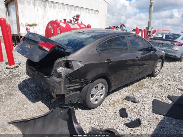 2017 KIA FORTE LX 4