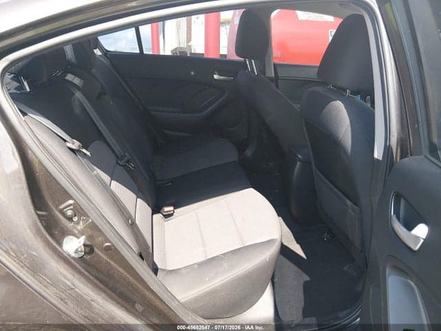2017 KIA FORTE LX 8