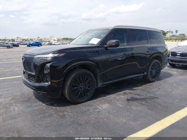 2026 INFINITI QX80 LUXE 2