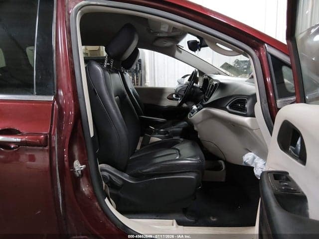 2018 CHRYSLER PACIFICA TOURING L 5
