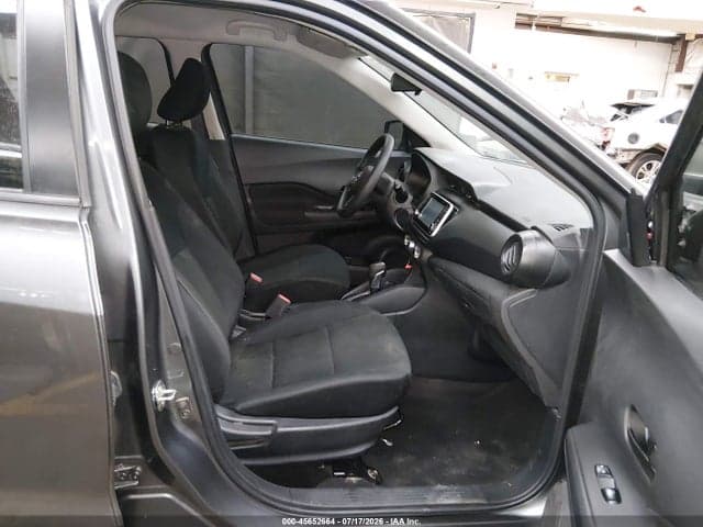 2024 NISSAN KICKS S XTRONIC CVT 5