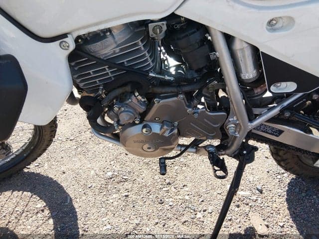2025 HONDA XR650 L 9