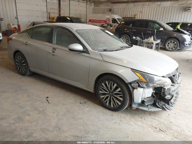 2023 NISSAN ALTIMA SV FWD