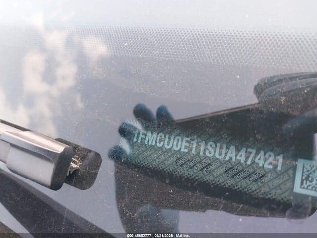 2025 FORD ESCAPE PHEV 9