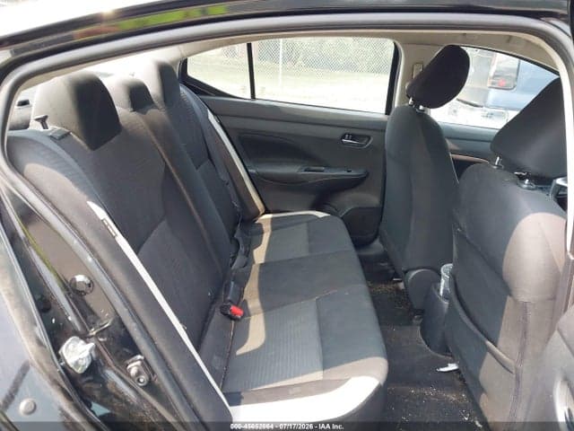2021 NISSAN VERSA SV XTRONIC CVT 8