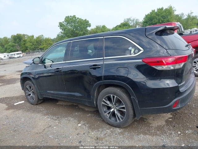 2018 TOYOTA HIGHLANDER LE 15