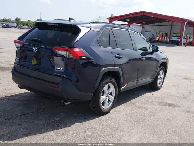 2021 TOYOTA RAV4 XLE 4