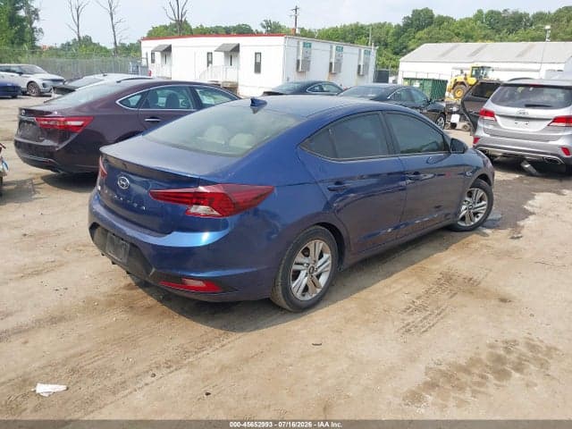 2020 HYUNDAI ELANTRA SEL 4