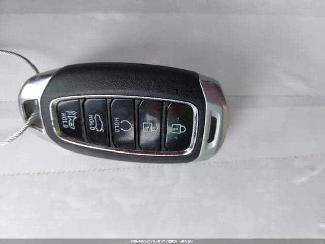 2022 HYUNDAI ELANTRA LIMITED 11