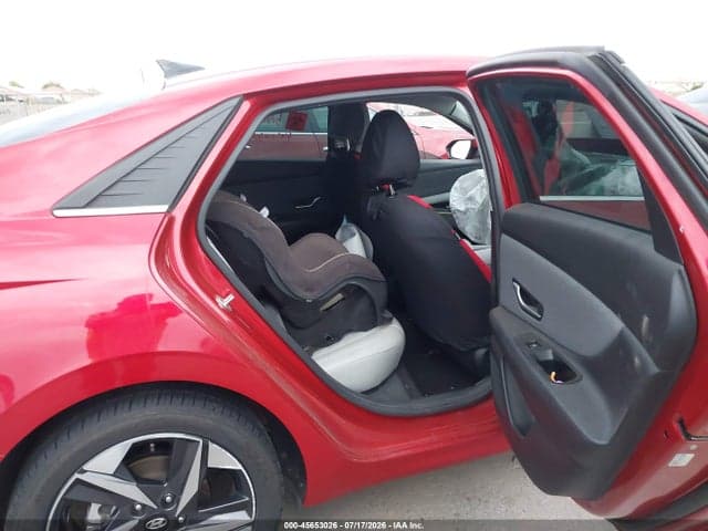 2022 HYUNDAI ELANTRA LIMITED 8