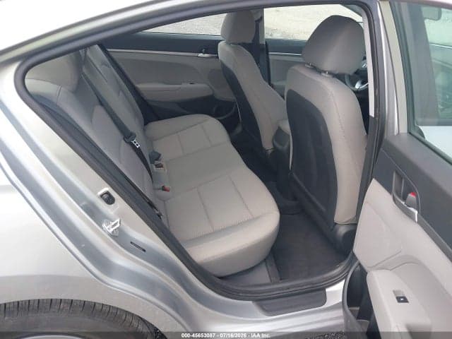 2020 HYUNDAI ELANTRA SE 8