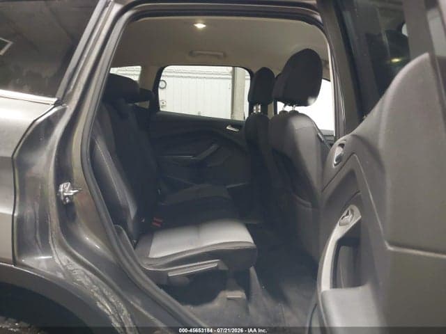 2017 FORD ESCAPE SE 8