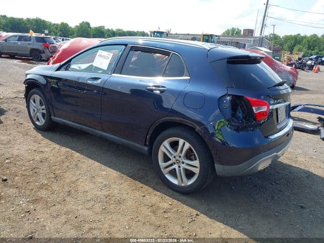 2019 MERCEDES-BENZ GLA 250 4MATIC 3