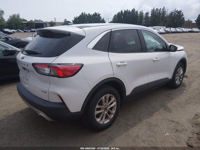 2020 FORD ESCAPE SE 4