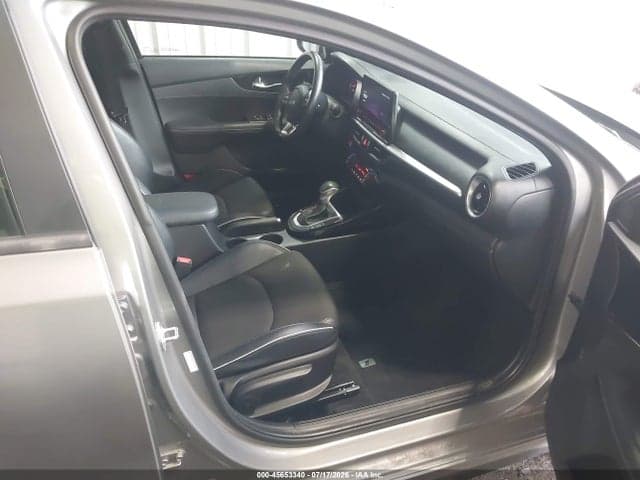 2023 KIA FORTE GT-LINE 5