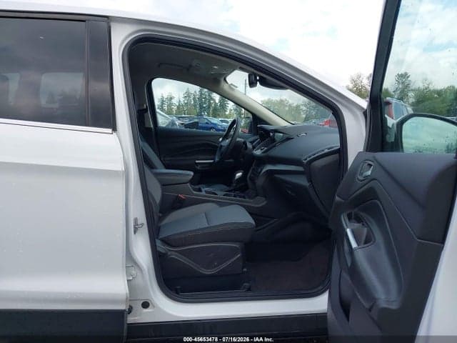 2019 FORD ESCAPE SE 5