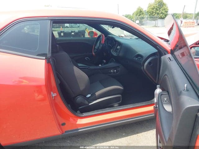 2022 DODGE CHALLENGER GT 5