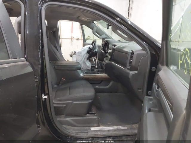 2024 CHEVROLET SILVERADO 1500 5
