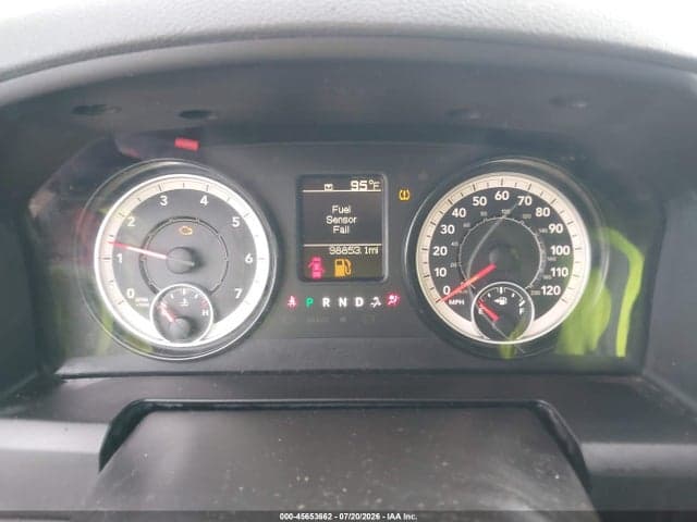 2017 RAM 1500 EXPRESS 4X2 6'4 BOX 7