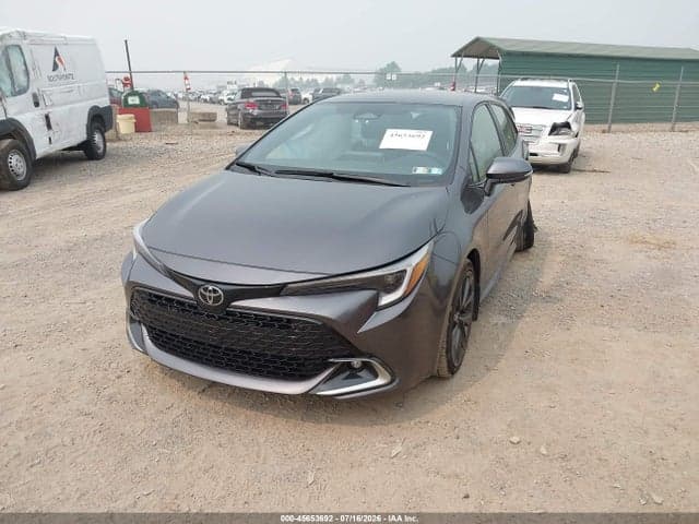 2025 TOYOTA COROLLA XSE 2