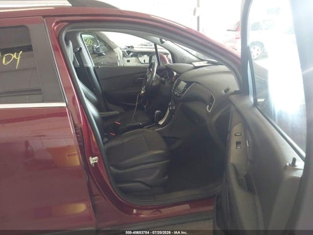 2017 CHEVROLET TRAX LT 5
