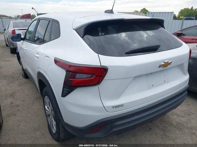 2024 CHEVROLET TRAX FWD SP 3