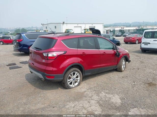 2017 FORD ESCAPE SE 4