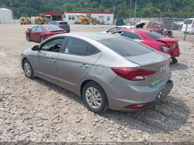 2020 HYUNDAI ELANTRA SE 3