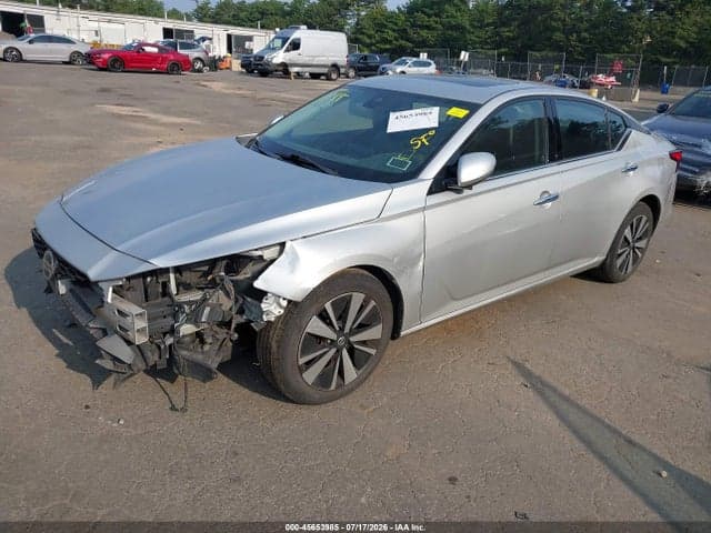 2020 NISSAN ALTIMA SL FWD 2