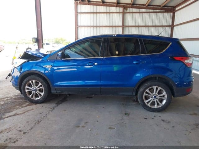 2017 FORD ESCAPE SE 13