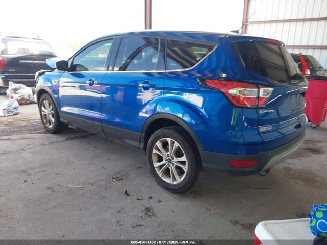 2017 FORD ESCAPE SE 3