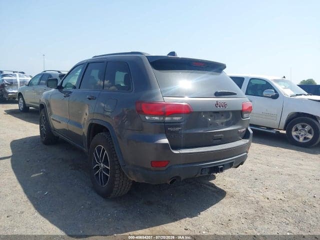 2017 JEEP GRAND CHEROKEE TRAILHAWK 3