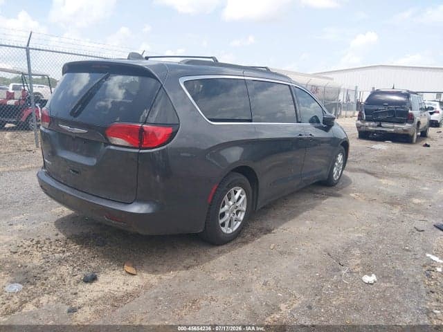2020 CHRYSLER VOYAGER LXI 4