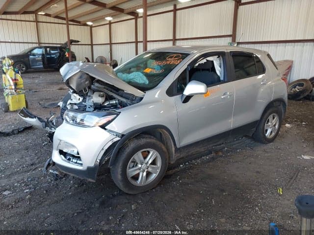 2022 CHEVROLET TRAX AWD LS 2