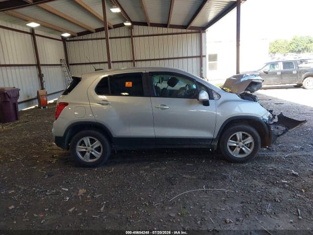 2022 CHEVROLET TRAX AWD LS 12