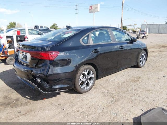 2021 KIA FORTE LXS 4