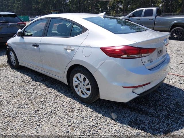 2017 HYUNDAI ELANTRA SE 3