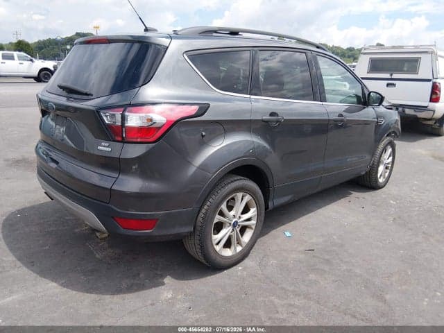 2018 FORD ESCAPE SE 4