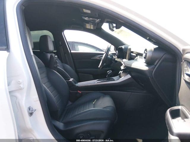 2024 ALFA ROMEO TONALE TI EAWD 5