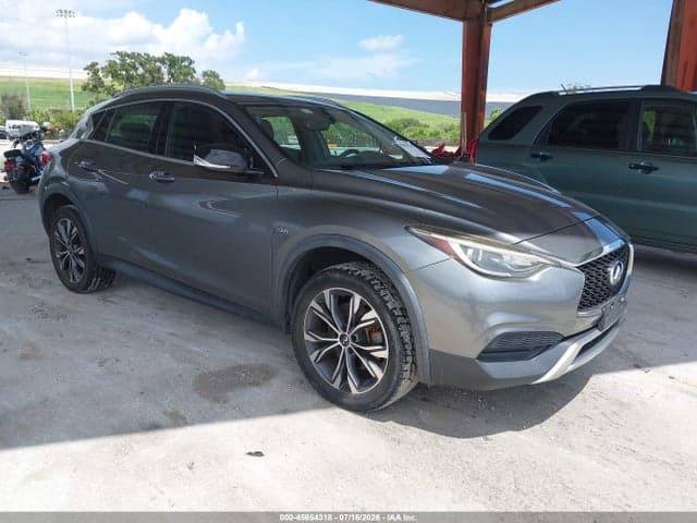2018 INFINITI QX30 LUXURY