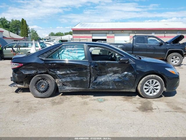 2017 TOYOTA CAMRY LE 13