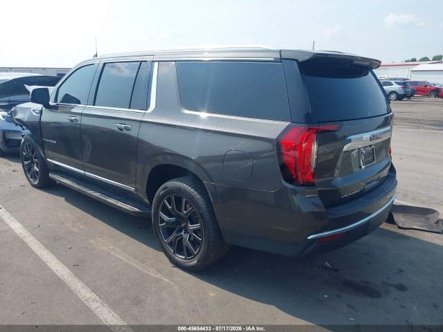 2021 GMC YUKON XL 4WD SLT 3